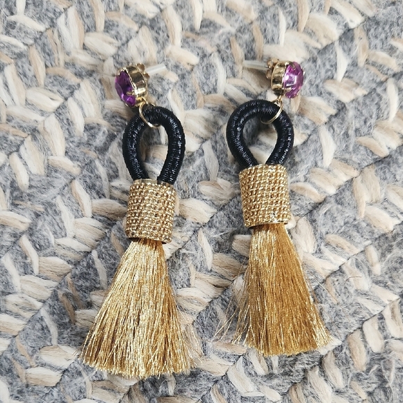 Elegant‎ Gold and Black Tassel Women's Earrings - Picture 1 of 2